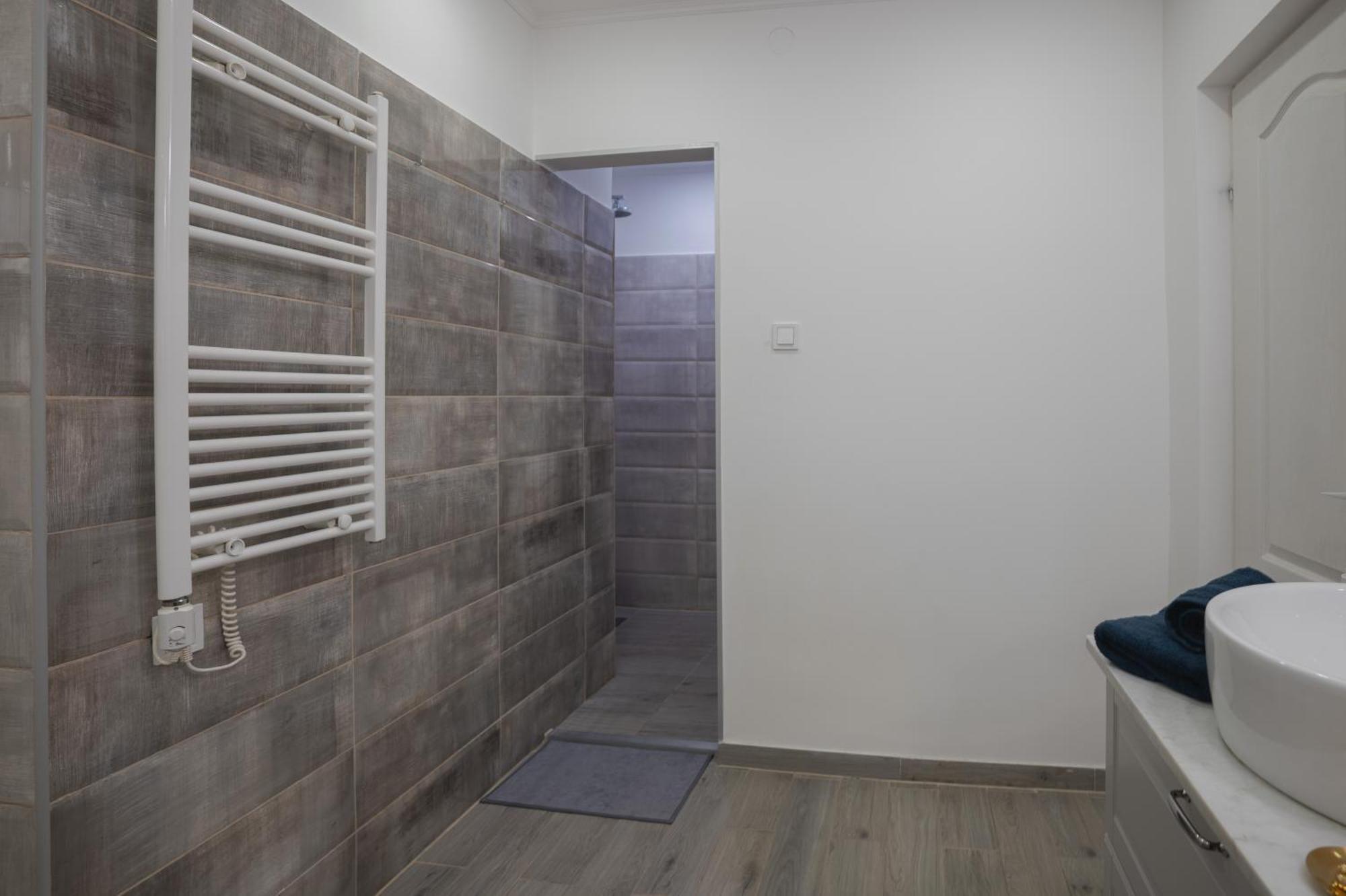 La Racha Residence - By Agada บูดาเปสต์ ภายนอก รูปภาพ