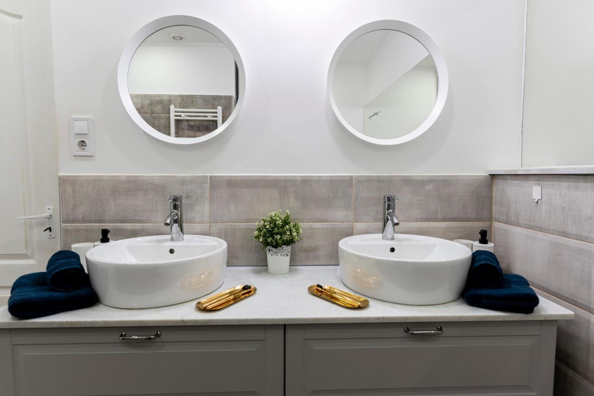 La Racha Residence - By Agada บูดาเปสต์ ภายนอก รูปภาพ